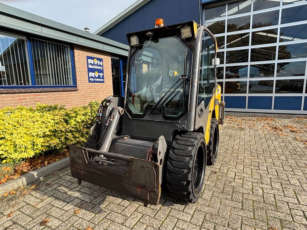 Volvo MC 70 - Minicargadora: foto 3 Volvo MC 70 - Minicargadora: foto 3