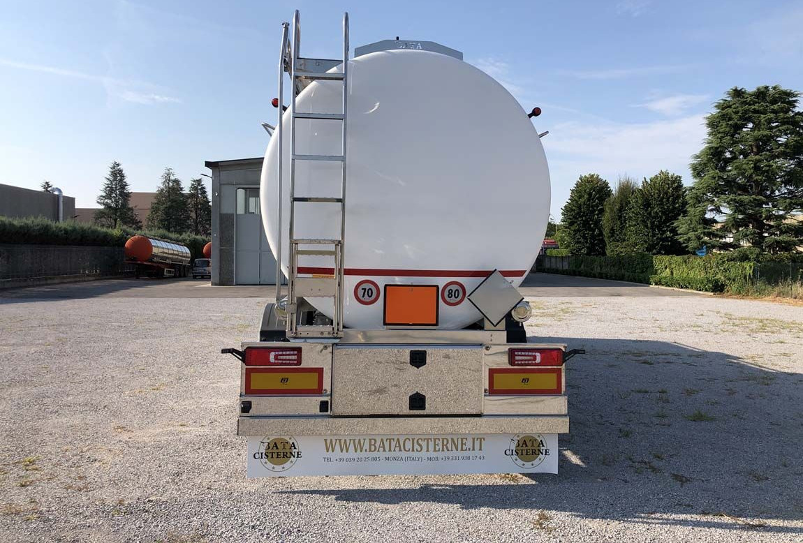 Bata CISTERNA MODELLO CHIMICA L4BH 33.000LT NUOVA - Semirremolque cisterna: foto 3 Bata CISTERNA MODELLO CHIMICA L4BH 33.000LT NUOVA - Semirremolque cisterna: foto 3