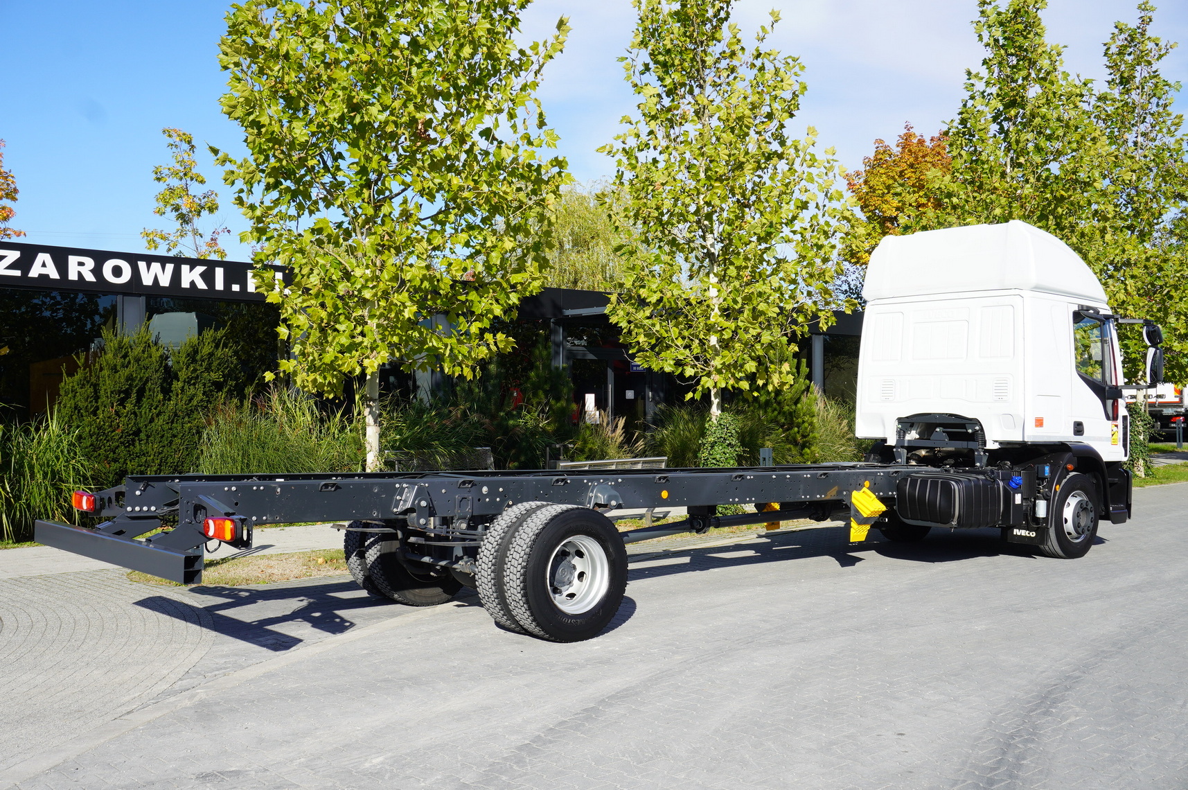 IVECO Eurocargo 140e19 4×2 E6 Glob / ADR / frame 8,1m - Camión chasis: foto 4 IVECO Eurocargo 140e19 4×2 E6 Glob / ADR / frame 8,1m - Camión chasis: foto 4