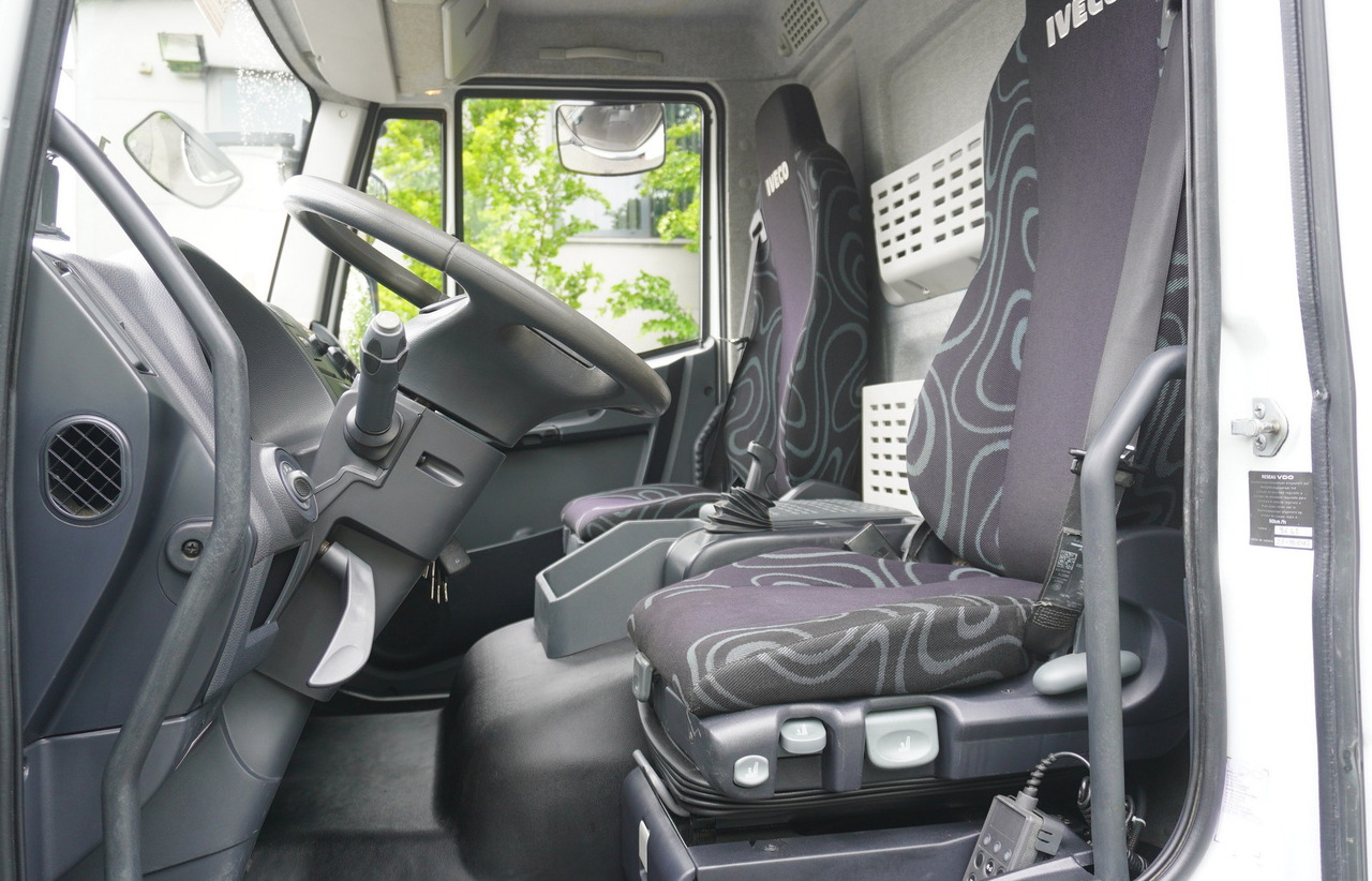 Leasing de IVECO Eurocargo 150 E25 / 90 tho. km !!! / Tow truck IVECO Eurocargo 150 E25 / 90 tho. km !!! / Tow truck: foto 20