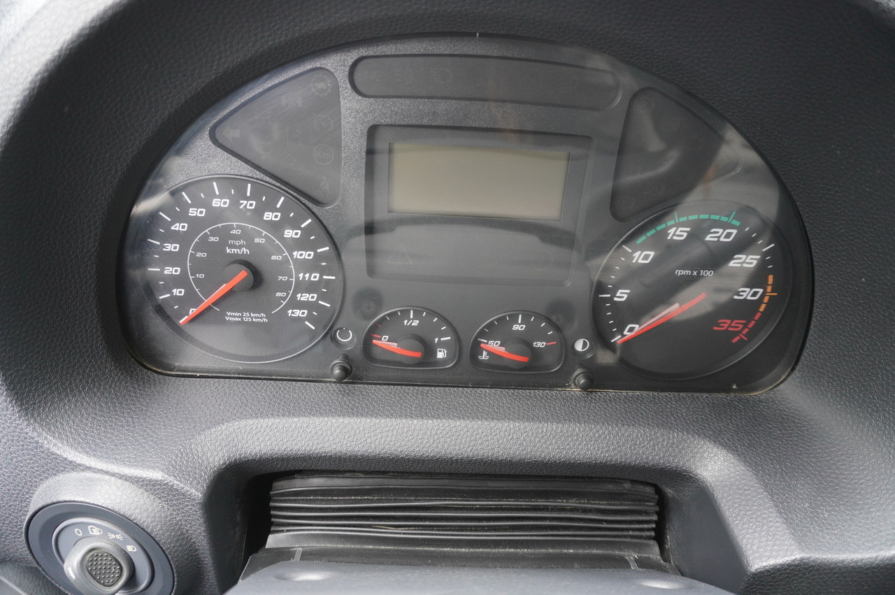 Leasing de IVECO Eurocargo 150 E25 / 90 tho. km !!! / Tow truck IVECO Eurocargo 150 E25 / 90 tho. km !!! / Tow truck: foto 25