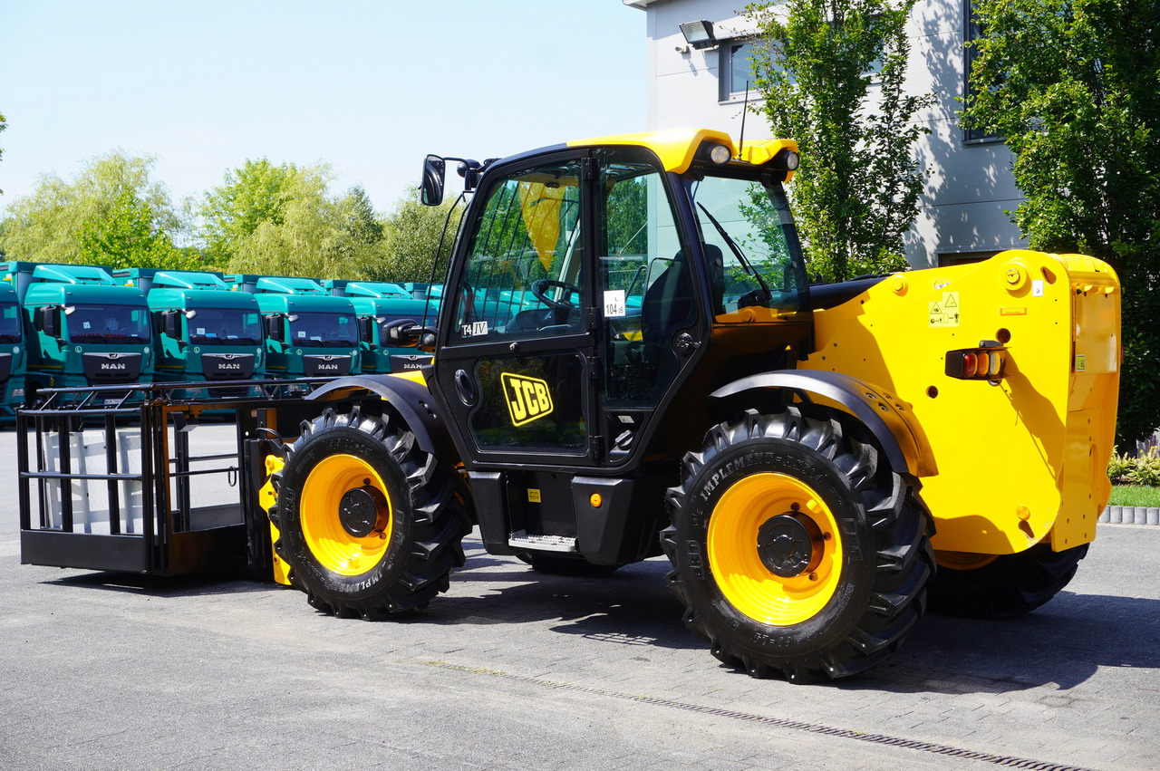 JCB 535-95 / 3.5 T / range 9.5 m / joystick - Cargadora de ruedas telescópica: foto 3 JCB 535-95 / 3.5 T / range 9.5 m / joystick - Cargadora de ruedas telescópica: foto 3