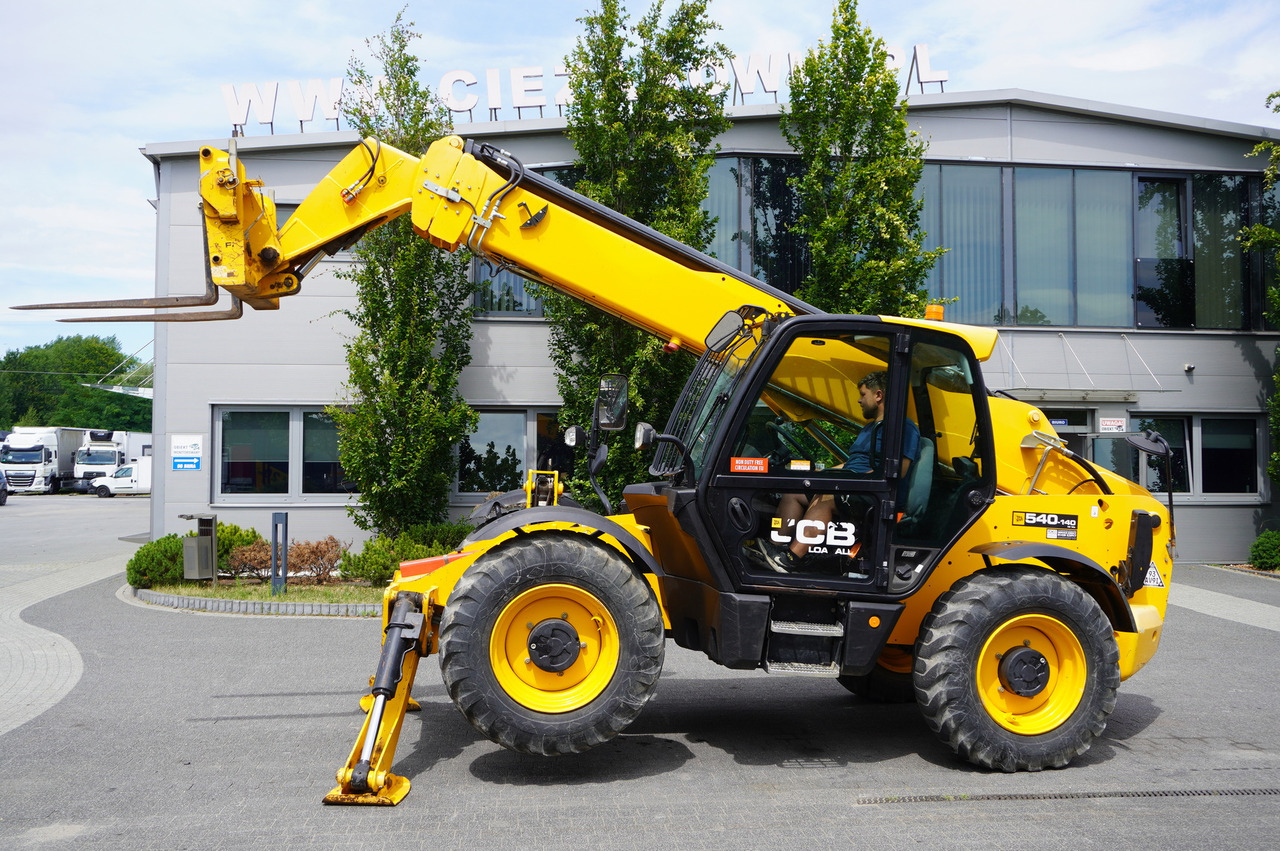 JCB 540-140 telescopic loader / 14 m range / 1800 MTH - Cargadora de ruedas telescópica: foto 2 JCB 540-140 telescopic loader / 14 m range / 1800 MTH - Cargadora de ruedas telescópica: foto 2
