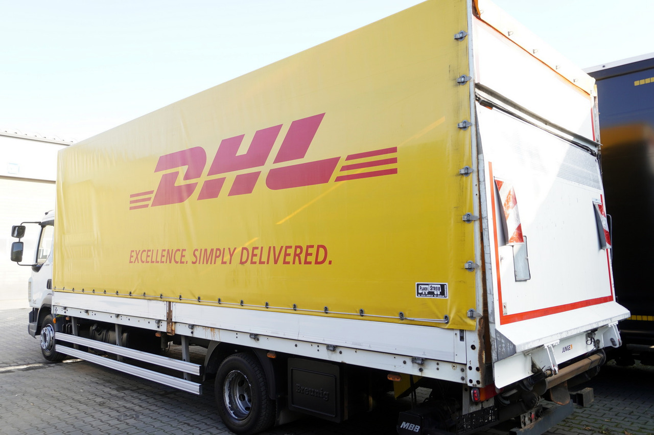 JUNGE Body Tarpaulin JUNGE / 18 Europallets / 2015 - Toldo carrocería: foto 2 JUNGE Body Tarpaulin JUNGE / 18 Europallets / 2015 - Toldo carrocería: foto 2