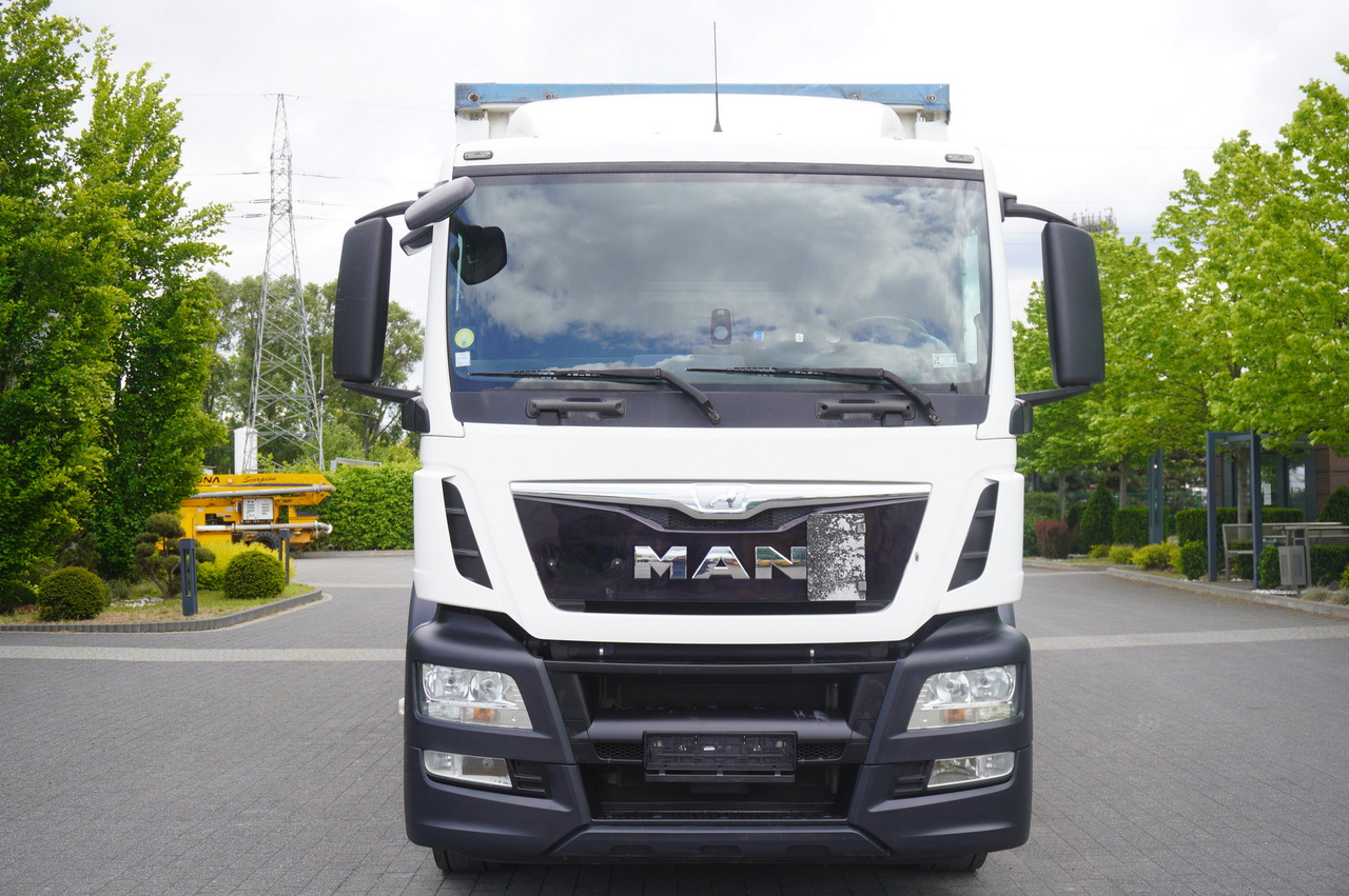 Camión lona MAN TGS 18.440 / 19 EPAL curtainsider / Sleeper cab: foto 7