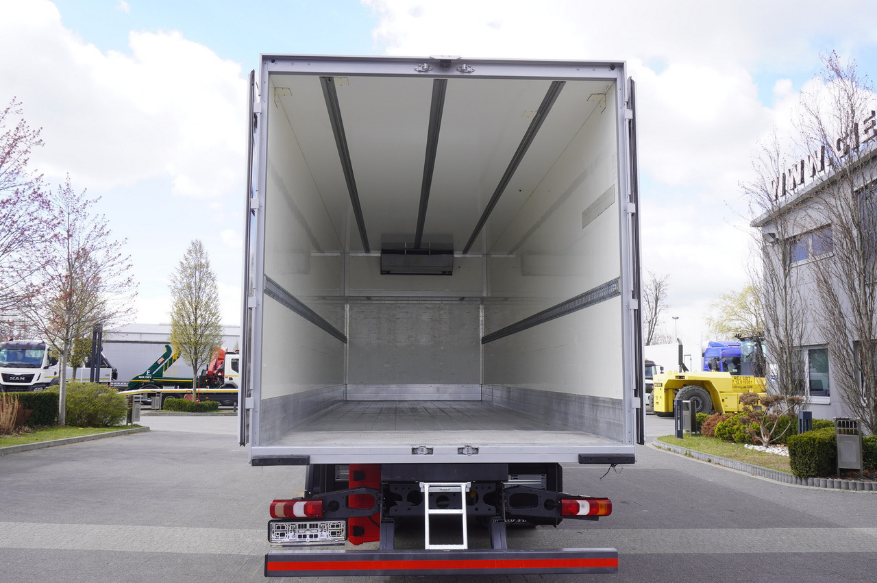 MERCEDES-BENZ Actros 1824 / Refrigerator / Carrier Supra 1250 / Sleeping cabin - Camión frigorífico: foto 4 MERCEDES-BENZ Actros 1824 / Refrigerator / Carrier Supra 1250 / Sleeping cabin - Camión frigorífico: foto 4