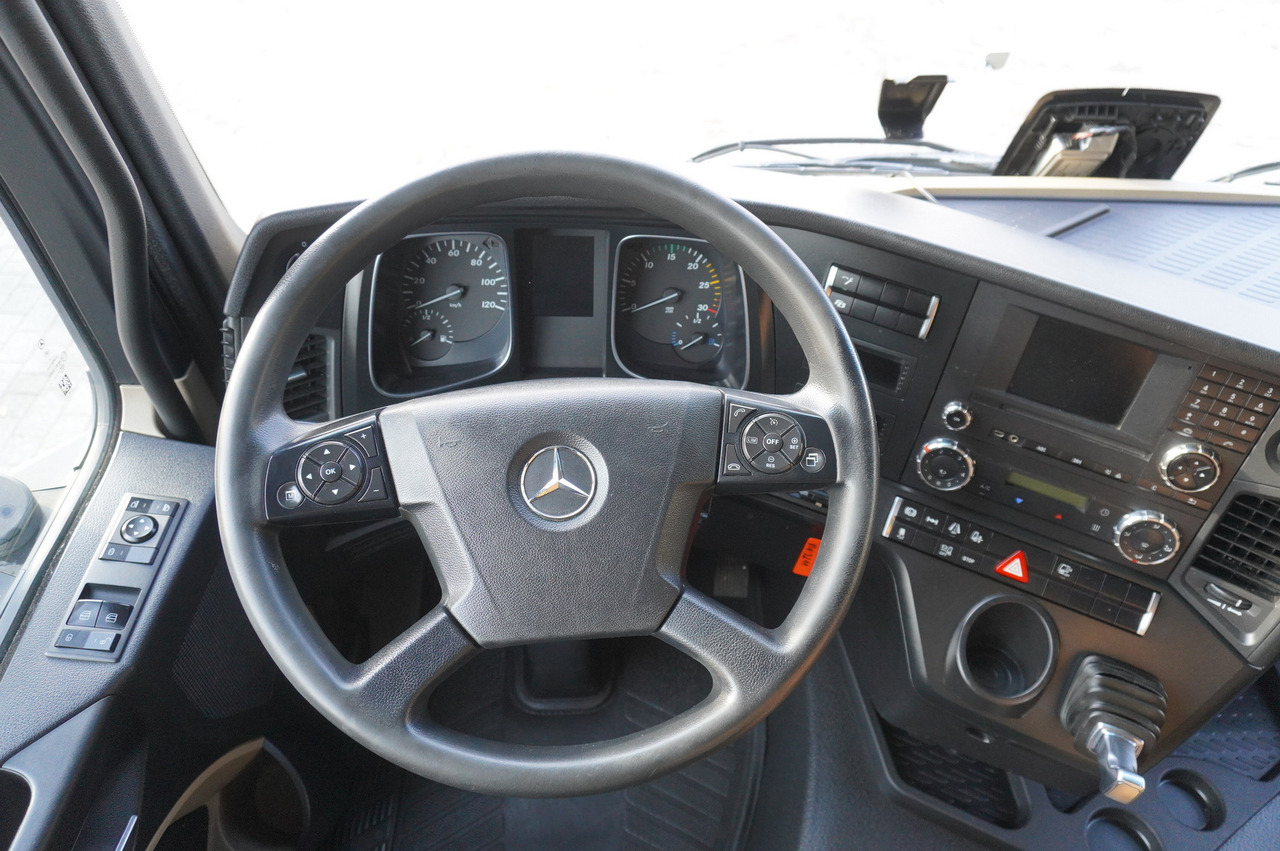 Camión lona MERCEDES-BENZ Actros 1835 E6 4×2 / Curtainsider 21 pallets / tail lift 1.5t: foto 8