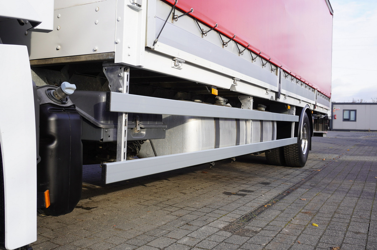 Camión lona MERCEDES-BENZ Actros 1835 E6 4×2 / Curtainsider 21 pallets / tail lift 1.5t: foto 18