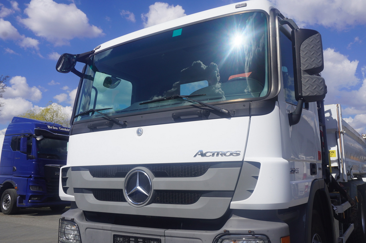 Leasing de MERCEDES-BENZ Actros 2641 6×4 E5 / Crane / Dumper / 110000 km! MERCEDES-BENZ Actros 2641 6×4 E5 / Crane / Dumper / 110000 km!: foto 14