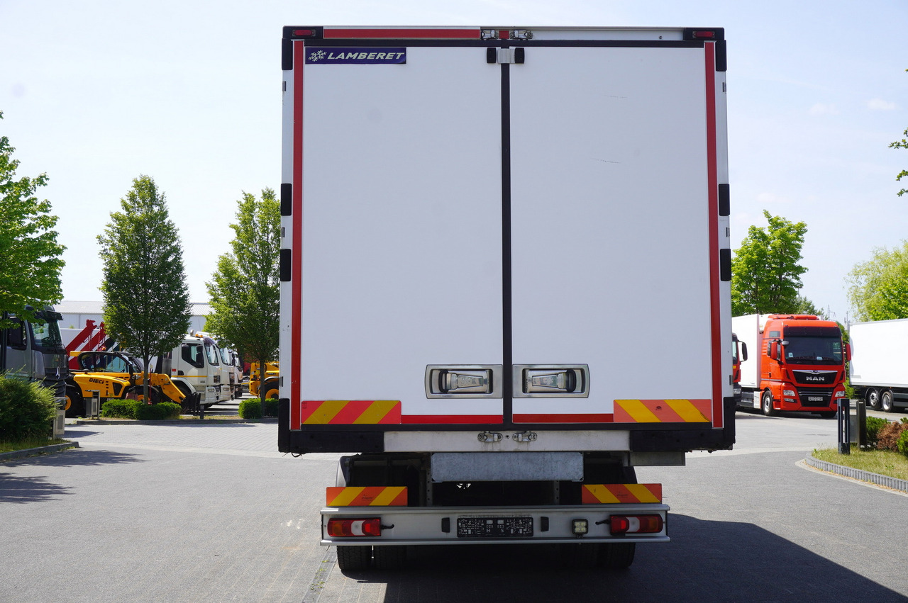MERCEDES-BENZ Atego 1223 / Lamberet Refrigerator / Full ADR / Sleeper cab / 175 tho. km - Camión frigorífico: foto 4 MERCEDES-BENZ Atego 1223 / Lamberet Refrigerator / Full ADR / Sleeper cab / 175 tho. km - Camión frigorífico: foto 4