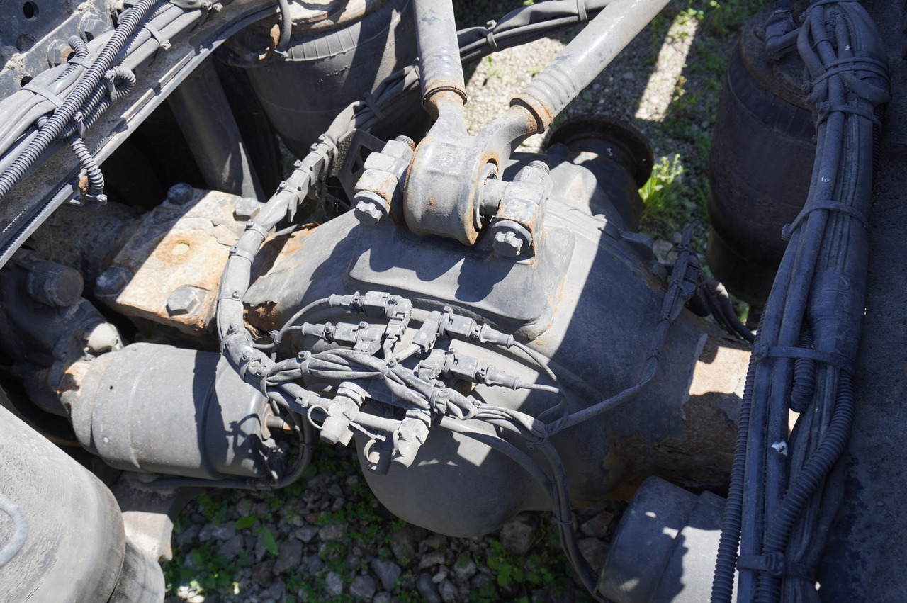 Leasing de MERCEDES-BENZ Actros 2545 GIGA / without engine MERCEDES-BENZ Actros 2545 GIGA / without engine: foto 8 Leasing de MERCEDES-BENZ Actros 2545 GIGA / without engine MERCEDES-BENZ Actros 2545 GIGA / without engine: foto 8