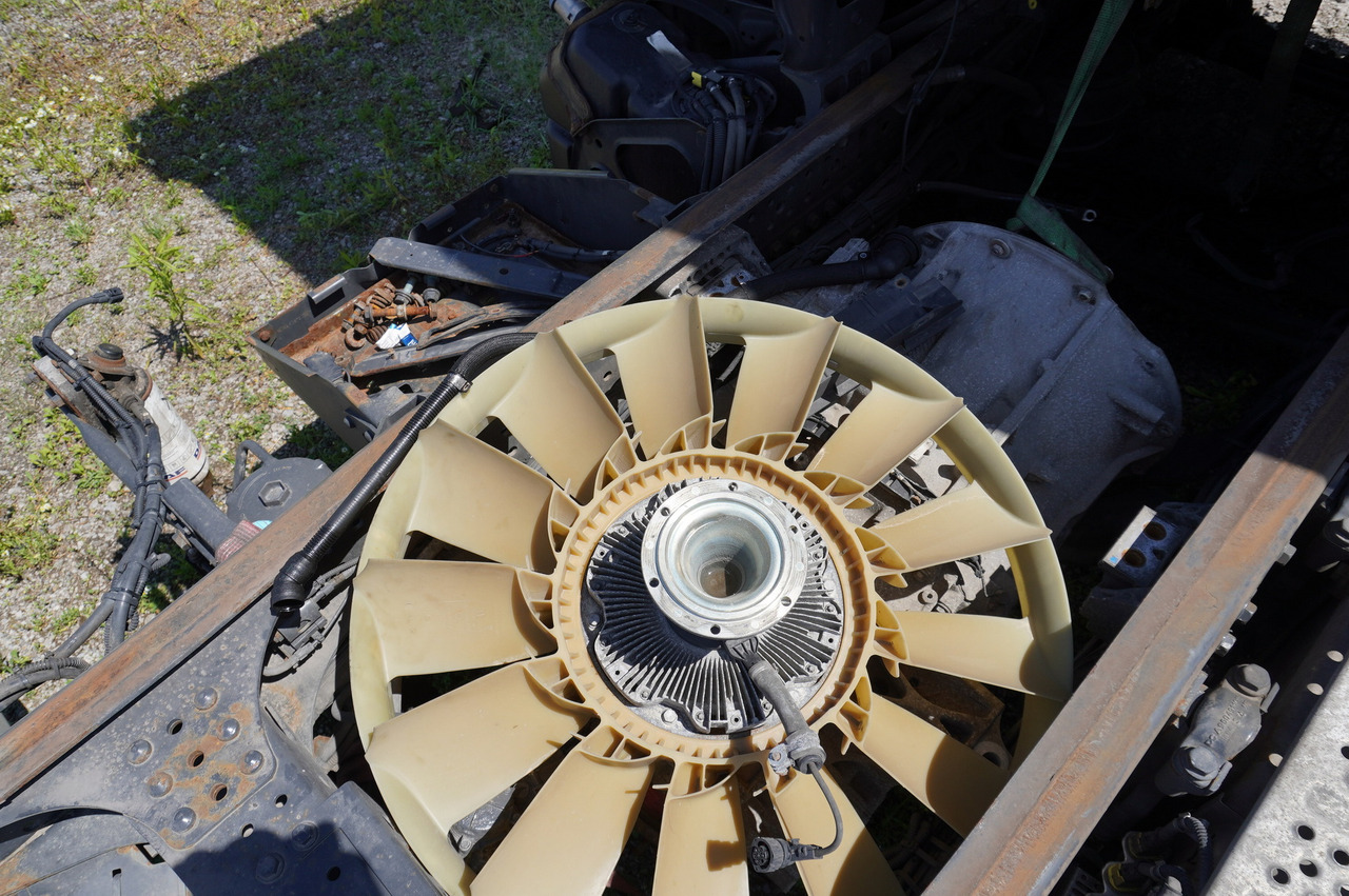 Leasing de MERCEDES-BENZ Actros 2545 GIGA / without engine MERCEDES-BENZ Actros 2545 GIGA / without engine: foto 12 Leasing de MERCEDES-BENZ Actros 2545 GIGA / without engine MERCEDES-BENZ Actros 2545 GIGA / without engine: foto 12