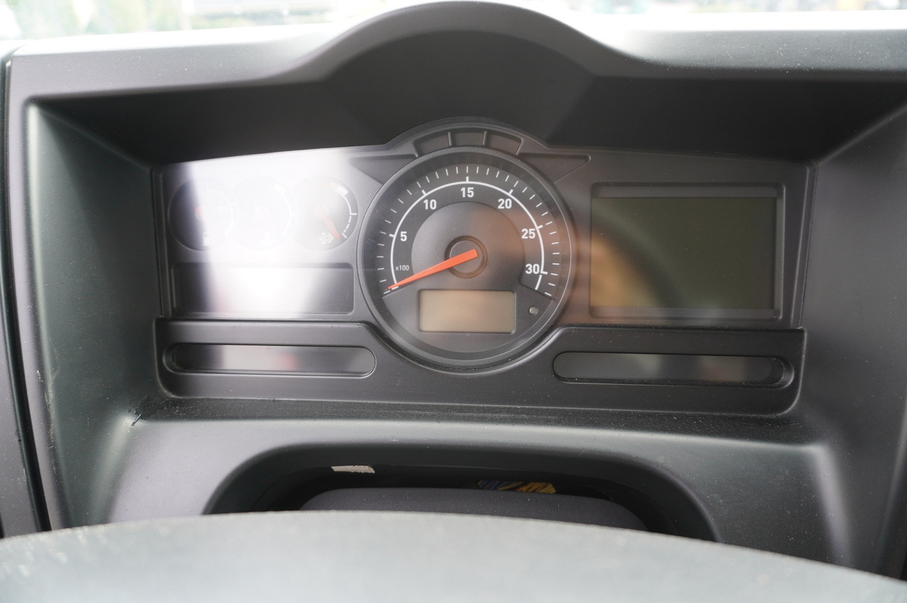 Camión chasis RENAULT D16 / Chassis 7.1 m / Differential lock: foto 19 Camión chasis RENAULT D16 / Chassis 7.1 m / Differential lock: foto 19