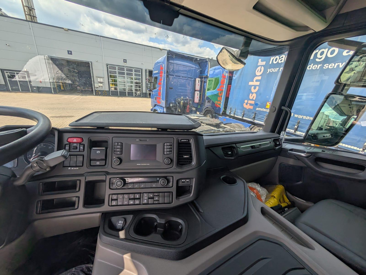 Leasing de SCANIA P 340 B6x2*4NA / chassis frame / steering axle / CNG / large cab / 8 units SCANIA P 340 B6x2*4NA / chassis frame / steering axle / CNG / large cab / 8 units: foto 8