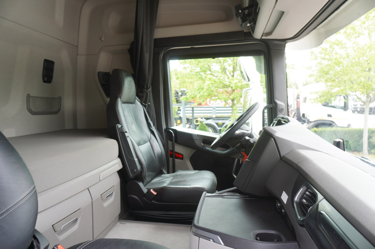 Camión frigorífico SCANIA R500 / Lecapitaine refrigerator / Carrier Supra 950 / steered 3rd axle: foto 29 Camión frigorífico SCANIA R500 / Lecapitaine refrigerator / Carrier Supra 950 / steered 3rd axle: foto 29