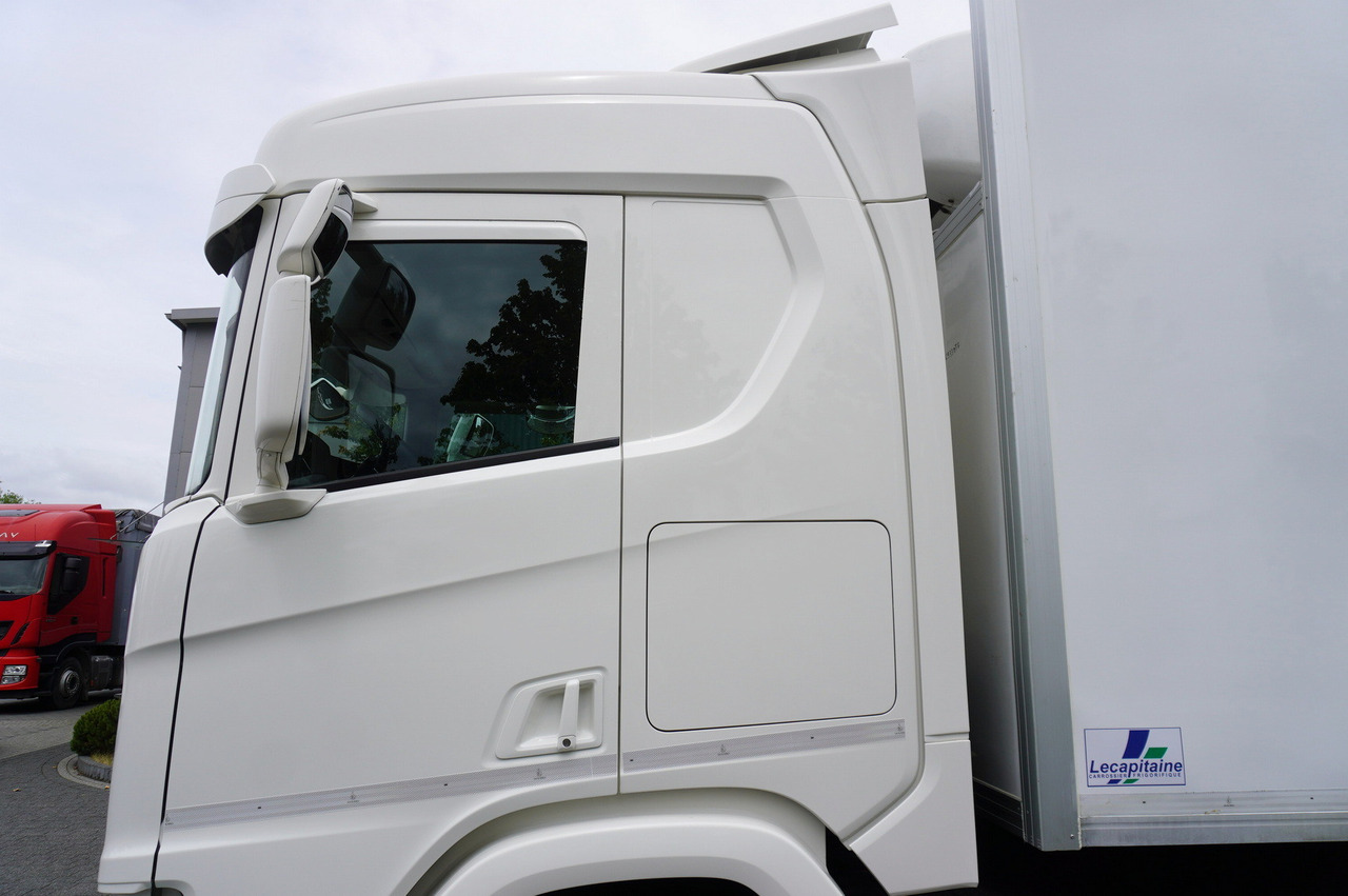 Camión frigorífico SCANIA R500 / Lecapitaine refrigerator / Carrier Supra 950 / steered 3rd axle: foto 19 Camión frigorífico SCANIA R500 / Lecapitaine refrigerator / Carrier Supra 950 / steered 3rd axle: foto 19