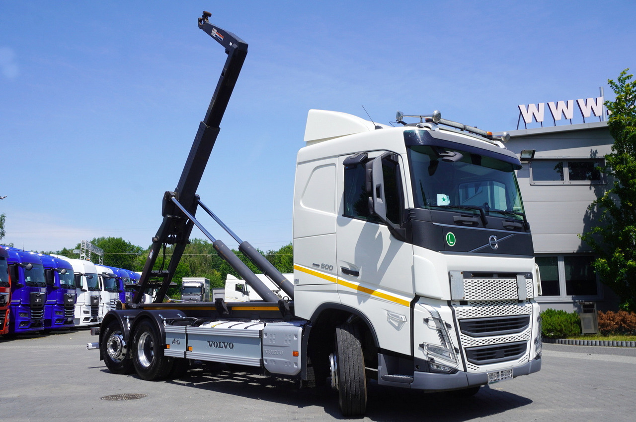 VOLVO FH 500 / VDL hooklift 21 tons / 2022 / steering 3d axle / 2 units - Camión multibasculante: foto 2 VOLVO FH 500 / VDL hooklift 21 tons / 2022 / steering 3d axle / 2 units - Camión multibasculante: foto 2