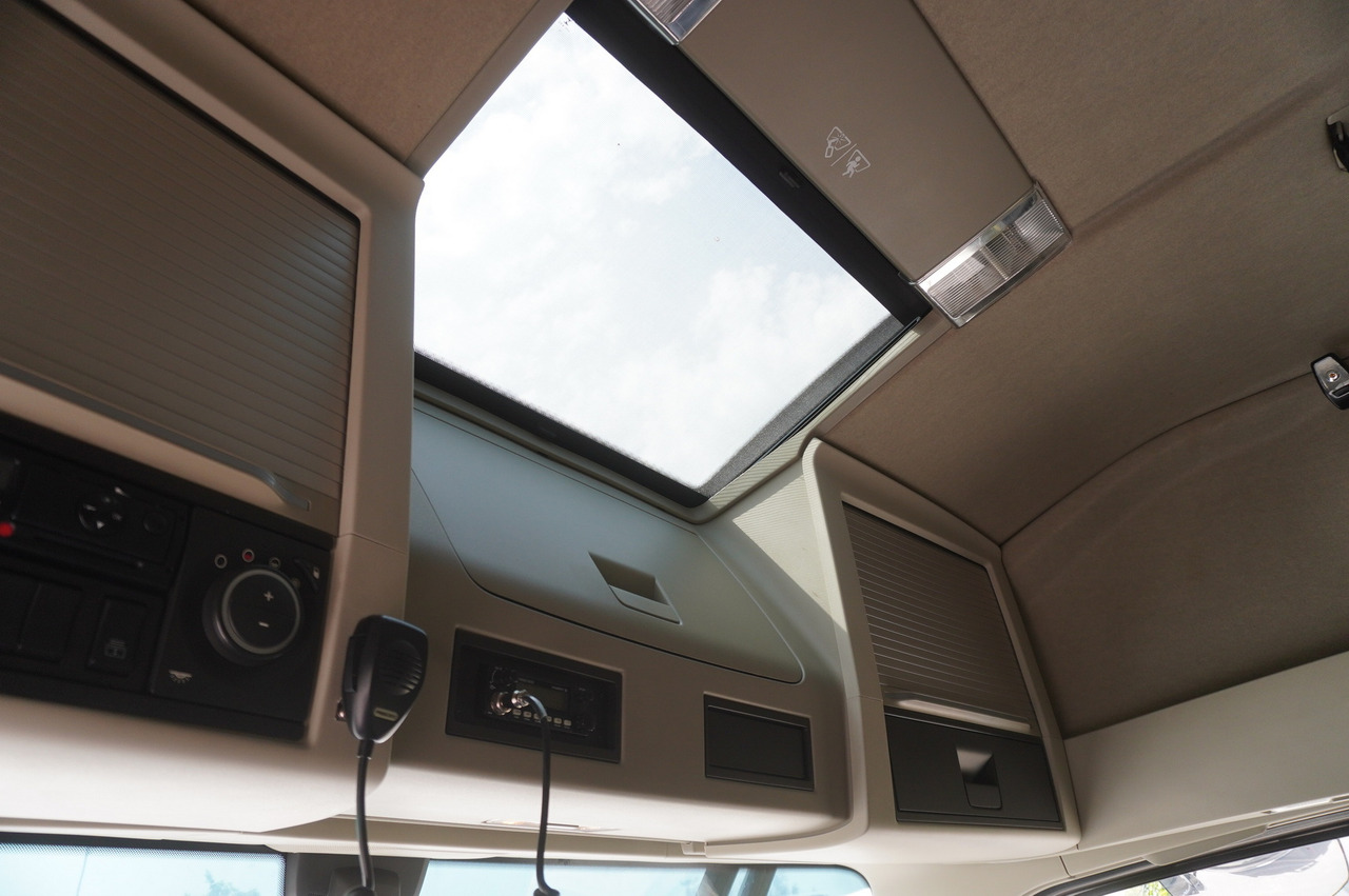 Camión grúa VOLVO FH16 750 8x4x4 / 750 HP! / Frame 685 cm / Steered 4th axle: foto 22