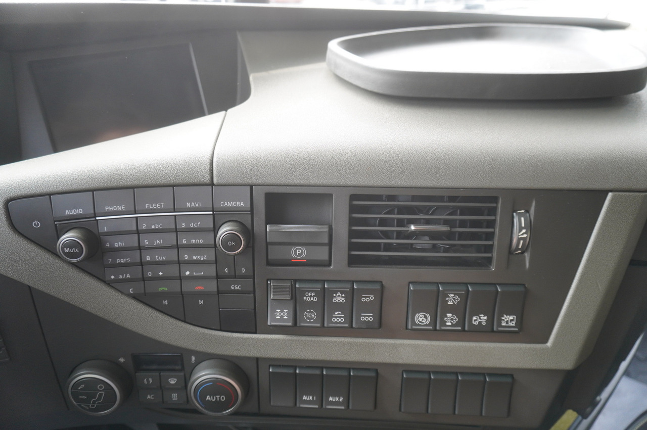 Camión grúa VOLVO FH16 750 8x4x4 / 750 HP! / Frame 685 cm / Steered 4th axle: foto 20