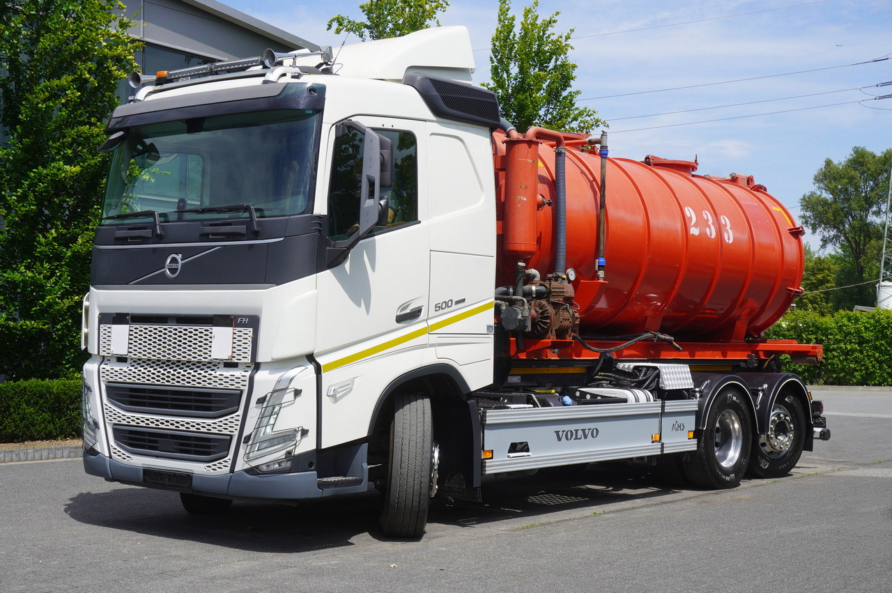 VOLVO Volvo FH 500 / Septic barrel 13000 l / Hook lift 21 t / 2022 / 3rd axle steered / 2 units - Cuba de purín: foto 2 VOLVO Volvo FH 500 / Septic barrel 13000 l / Hook lift 21 t / 2022 / 3rd axle steered / 2 units - Cuba de purín: foto 2