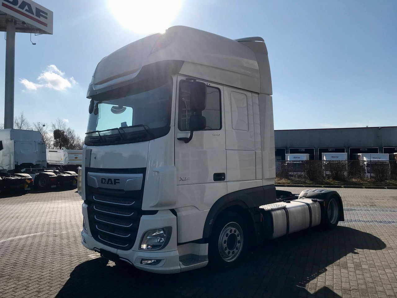 DAF XF 480 FT SSC Low Deck Standklima MX-EngineBrake - Cabeza tractora: foto 2 DAF XF 480 FT SSC Low Deck Standklima MX-EngineBrake - Cabeza tractora: foto 2