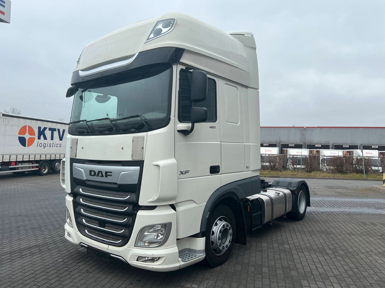 DAF XF 480 FT SSC LowDeck MX-Engine Brake Standklima - Cabeza tractora: foto 2 DAF XF 480 FT SSC LowDeck MX-Engine Brake Standklima - Cabeza tractora: foto 2