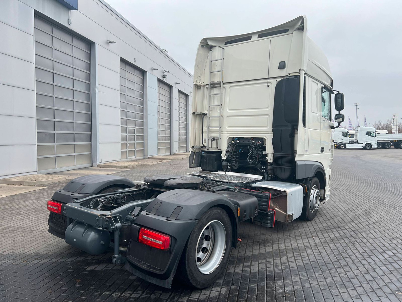 DAF XF 480 FT SSC LowDeck MX-Engine Brake Standklima - Cabeza tractora: foto 4 DAF XF 480 FT SSC LowDeck MX-Engine Brake Standklima - Cabeza tractora: foto 4