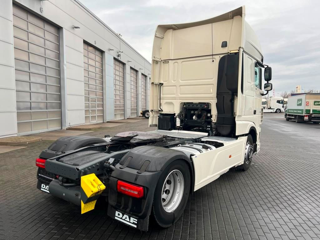 DAF XF 480 FT Super Space Cab Retarder 2xTank 1185 L - Cabeza tractora: foto 4 DAF XF 480 FT Super Space Cab Retarder 2xTank 1185 L - Cabeza tractora: foto 4
