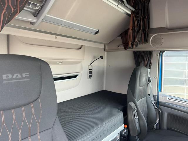 DAF XF 530 FT SSC Retarder Standklima Navigation - Cabeza tractora: foto 3 DAF XF 530 FT SSC Retarder Standklima Navigation - Cabeza tractora: foto 3