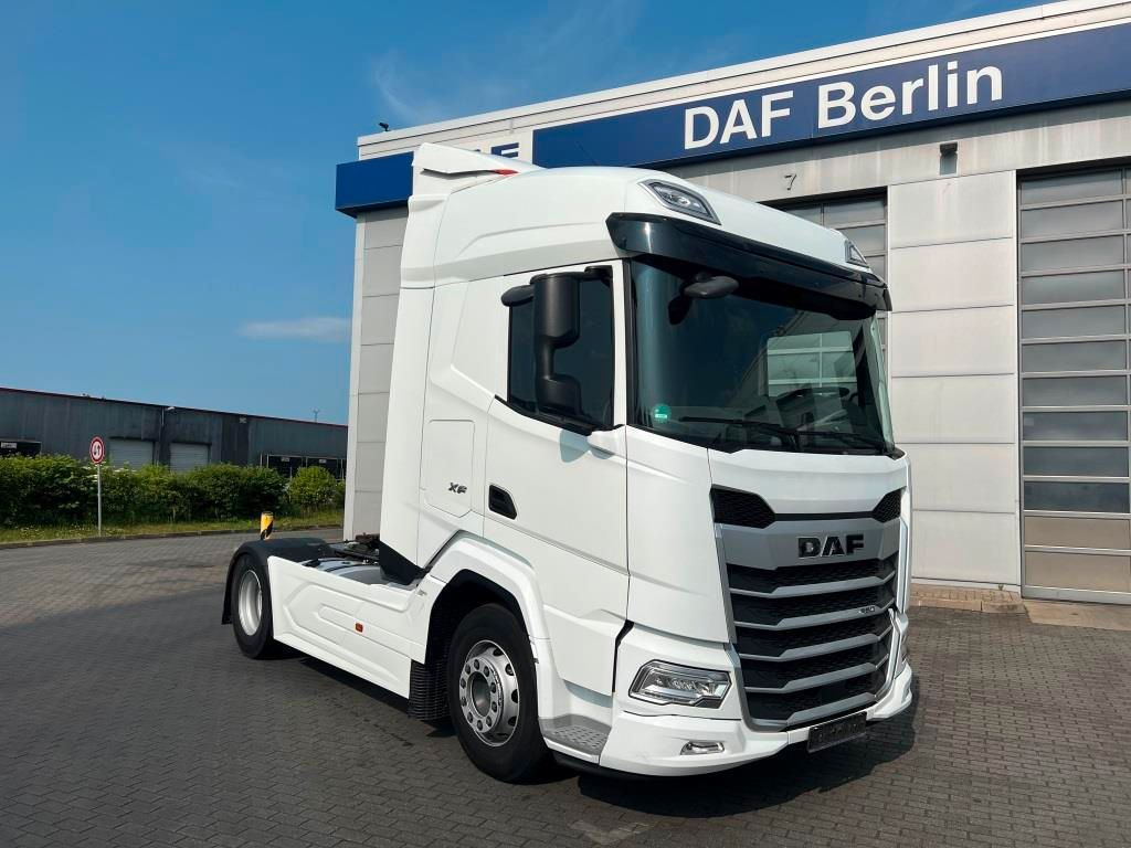 DAF XFn 480 FT Intarder 2xTank 1.105 L Vollspoiler - Cabeza tractora: foto 1 DAF XFn 480 FT Intarder 2xTank 1.105 L Vollspoiler - Cabeza tractora: foto 1