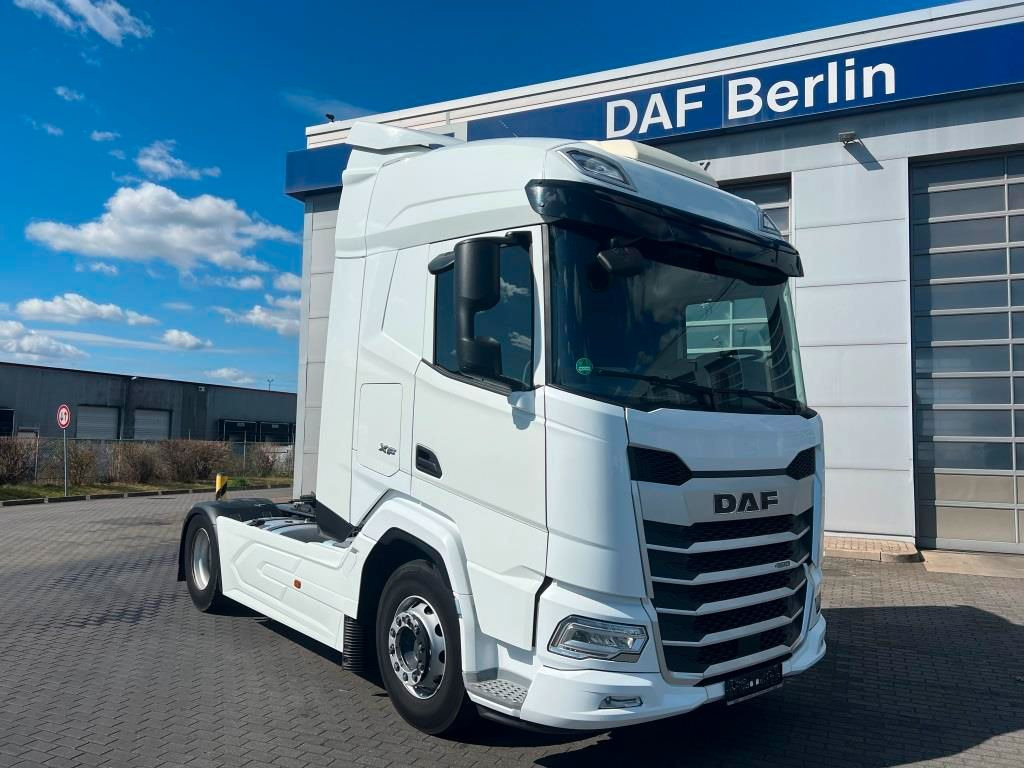 DAF XFn 480 FT ZF-Intarder Standklima 2 x Tank - Cabeza tractora: foto 1 DAF XFn 480 FT ZF-Intarder Standklima 2 x Tank - Cabeza tractora: foto 1