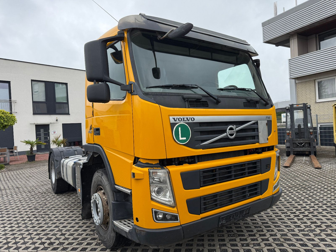Volvo FM 450 Mit Kipphydraulik - Cabeza tractora: foto 1 Volvo FM 450 Mit Kipphydraulik - Cabeza tractora: foto 1