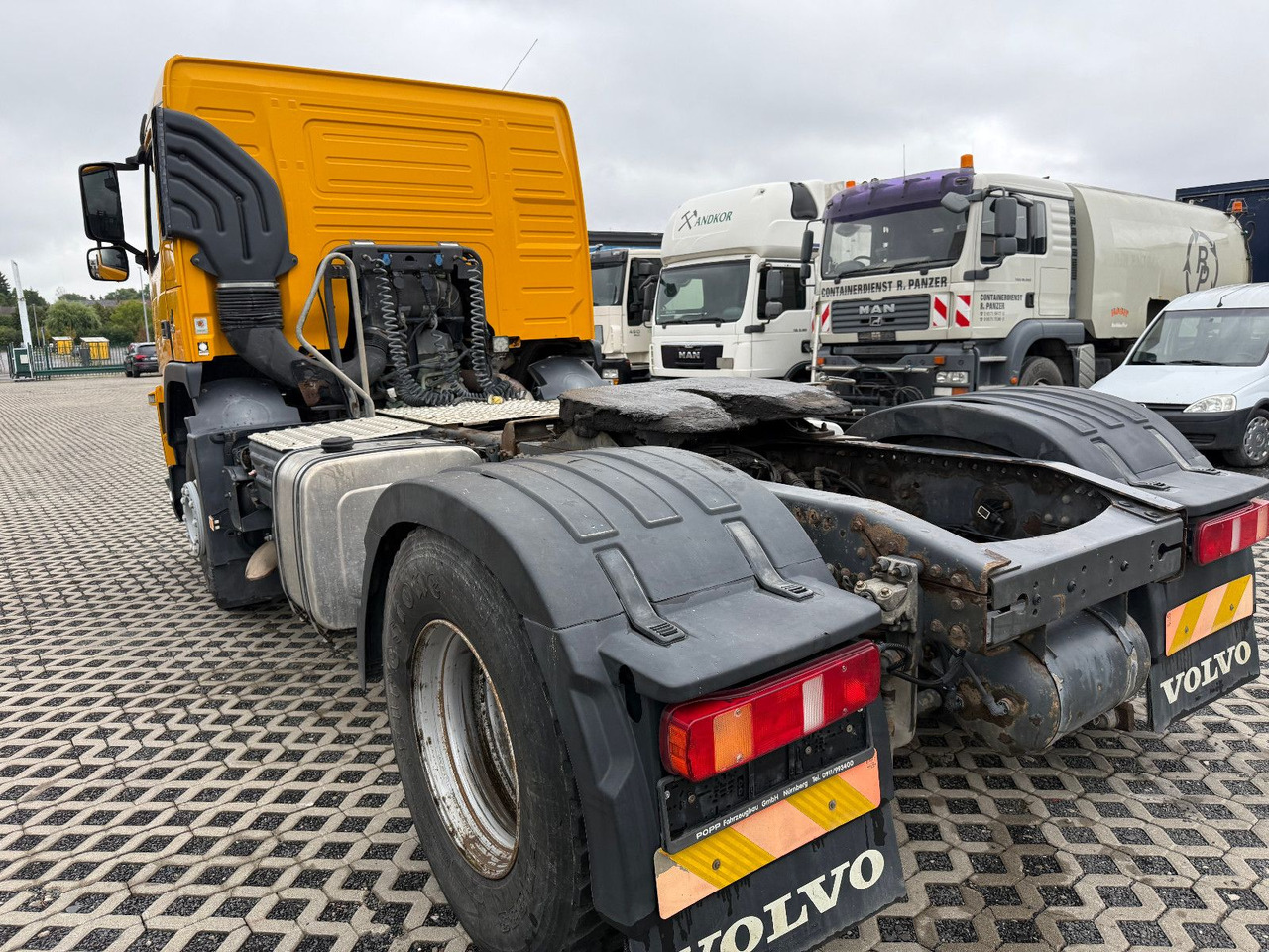 Volvo FM 450 Mit Kipphydraulik - Cabeza tractora: foto 4 Volvo FM 450 Mit Kipphydraulik - Cabeza tractora: foto 4