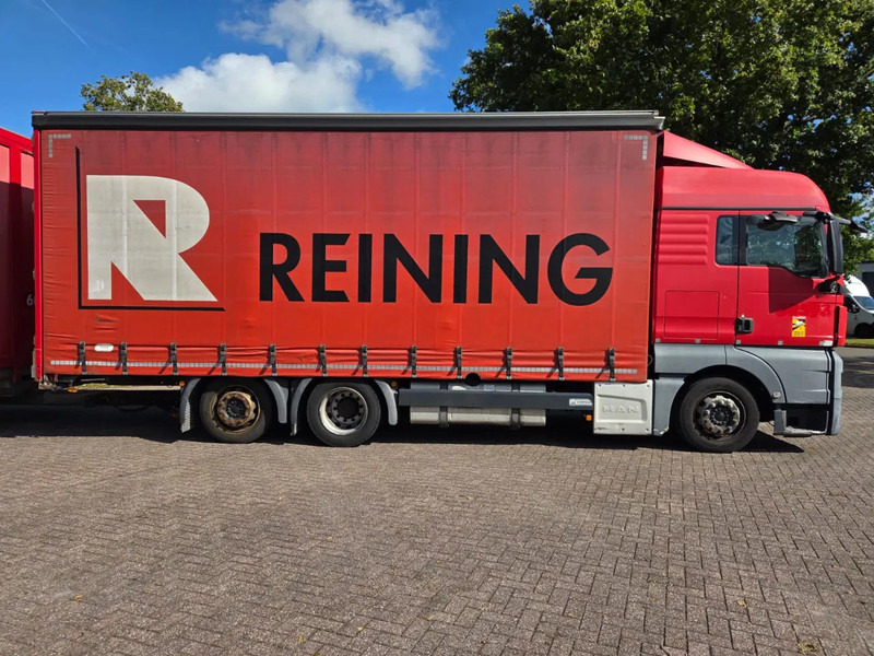 MAN TGX 24.400 6x2 | Efficient Line | XLX | Volumecombi | 120M3 | Euro 6 | Jumbo - Camión caja cerrada: foto 4 MAN TGX 24.400 6x2 | Efficient Line | XLX | Volumecombi | 120M3 | Euro 6 | Jumbo - Camión caja cerrada: foto 4