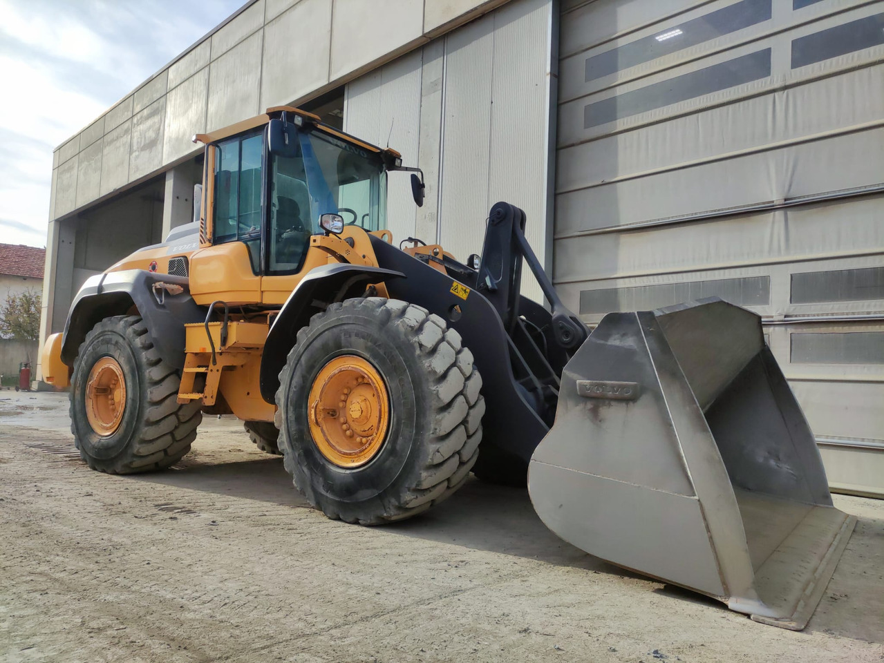 VOLVO L110H - Cargadora de ruedas: foto 3 VOLVO L110H - Cargadora de ruedas: foto 3