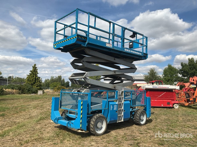 2007 Genie 4390RT 4x4 Diesel Scissor Lift - Plataforma de tijeras: foto 2 2007 Genie 4390RT 4x4 Diesel Scissor Lift - Plataforma de tijeras: foto 2