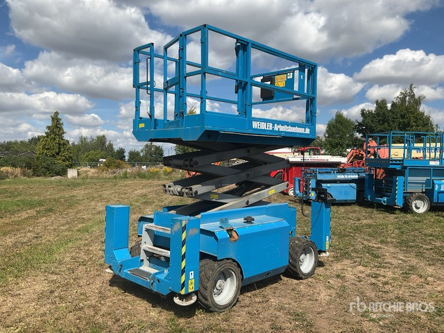 2007 Genie GS2668RT 4x4 Diesel Scissor Lift - Plataforma de tijeras: foto 2 2007 Genie GS2668RT 4x4 Diesel Scissor Lift - Plataforma de tijeras: foto 2