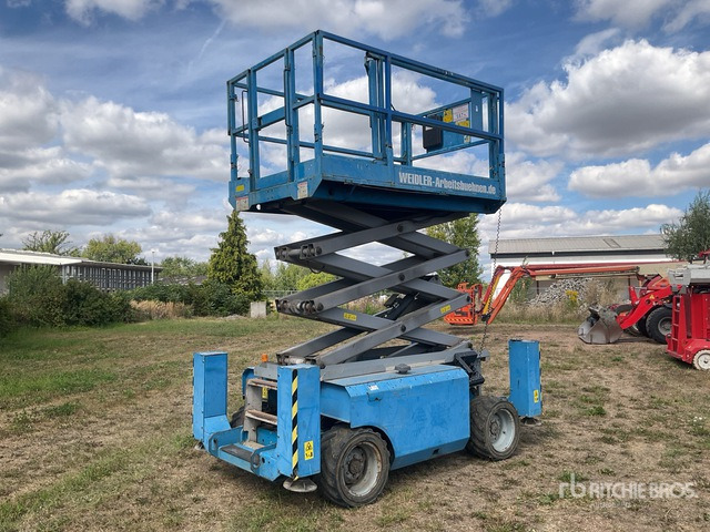2007 Genie GS2668RT 4x4 Diesel Scissor Lift - Plataforma de tijeras: foto 1 2007 Genie GS2668RT 4x4 Diesel Scissor Lift - Plataforma de tijeras: foto 1