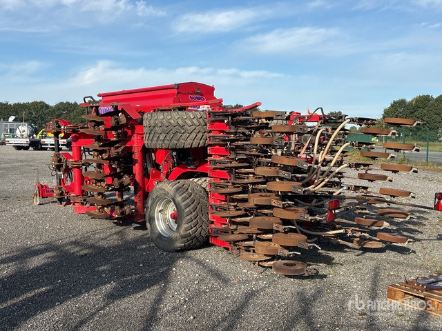 2012 Sumo 3-Point Versaplus 4 Meter Seed Drill - Combinado de siembra: foto 4 2012 Sumo 3-Point Versaplus 4 Meter Seed Drill - Combinado de siembra: foto 4