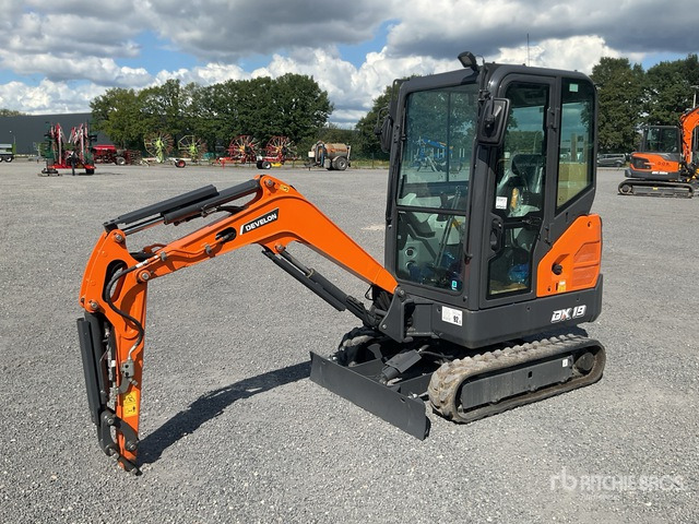 2024 Develon DX19-7 (Unused) Mini Excavator: <6.6t - Miniexcavadora: foto 1 2024 Develon DX19-7 (Unused) Mini Excavator: <6.6t - Miniexcavadora: foto 1