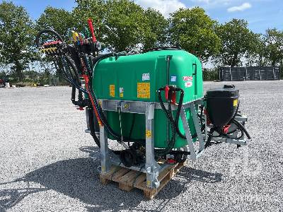 MASCHIO GASPARDO SAURO 12 m 800L (Unused) - Esparcidor de fertilizantes: foto 1 MASCHIO GASPARDO SAURO 12 m 800L (Unused) - Esparcidor de fertilizantes: foto 1