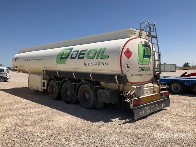 2004 ROS ROCA SC3 Tri/A Tanker Trailer - Semirremolque cisterna: foto 2 2004 ROS ROCA SC3 Tri/A Tanker Trailer - Semirremolque cisterna: foto 2