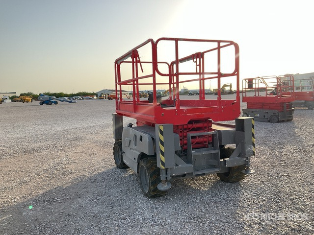 2006 Haulotte Compact 10DX 4x4 Diesel Scissor Lift - Plataforma de tijeras: foto 4 2006 Haulotte Compact 10DX 4x4 Diesel Scissor Lift - Plataforma de tijeras: foto 4