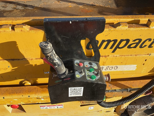 2007 Haulotte COMPACT8 Electric Scissor Lift - Plataforma de tijeras: foto 4 2007 Haulotte COMPACT8 Electric Scissor Lift - Plataforma de tijeras: foto 4