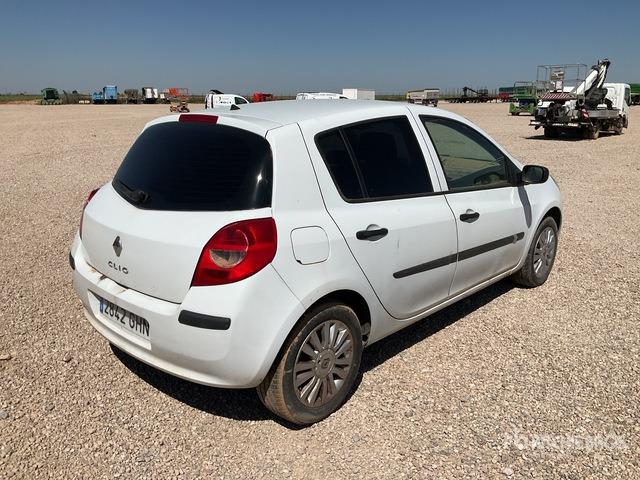 2008 Renault Clio 1.5D (Inoperable) Automobile - Coche: foto 4 2008 Renault Clio 1.5D (Inoperable) Automobile - Coche: foto 4