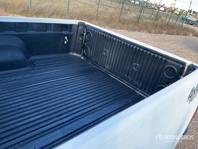 2019 Toyota Hilux 4x4 Crew Cab Pickup - Pick-up: foto 4 2019 Toyota Hilux 4x4 Crew Cab Pickup - Pick-up: foto 4