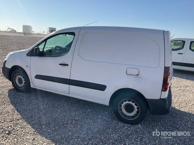 2019 Peugeot Partner Cargo Van - Furgoneta: foto 4 2019 Peugeot Partner Cargo Van - Furgoneta: foto 4