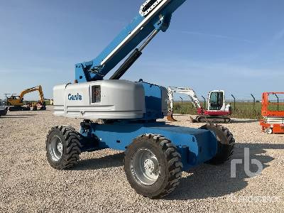 GENIE S85 4WD Diesel - Plataforma articulada: foto 2 GENIE S85 4WD Diesel - Plataforma articulada: foto 2