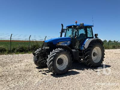 NEW HOLLAND TM190 - Tractor: foto 1 NEW HOLLAND TM190 - Tractor: foto 1