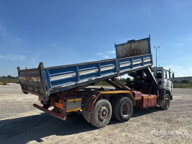 1990 Iveco 190-36 6x2 Roll-Off Truck - Camión multibasculante: foto 4 1990 Iveco 190-36 6x2 Roll-Off Truck - Camión multibasculante: foto 4